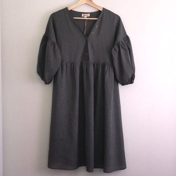 Gray Button-Down Midi Dress - Picture 6 of 8
